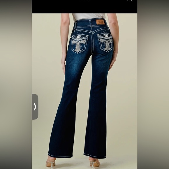 Y Jeans NWT Flare Leg Cross Embroidered Pocket Jeans - Picture 8 of 8
